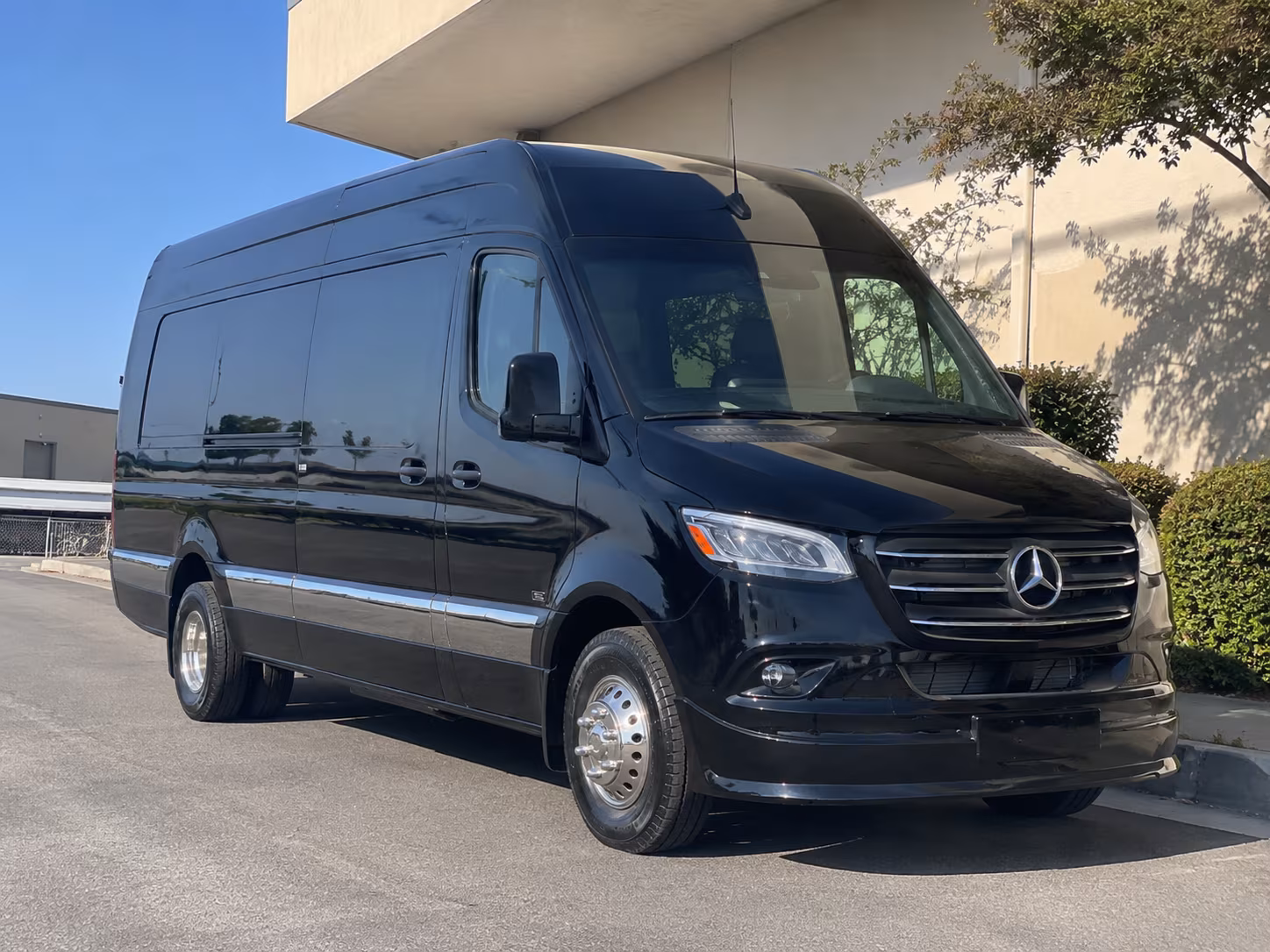 antioch airport transportation